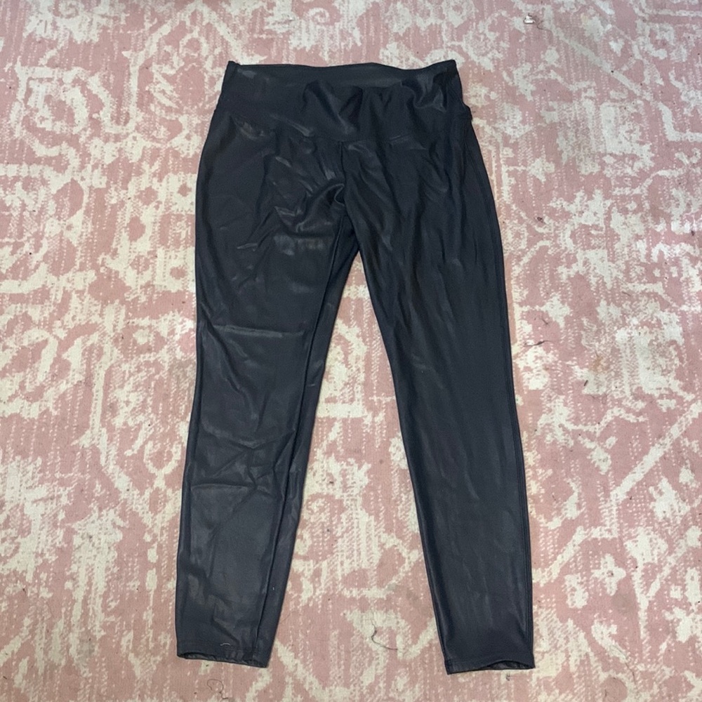 Time and Tru faux leather leggings